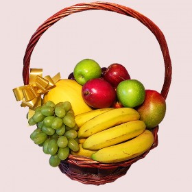 Traditional Fresh Fruit Basket